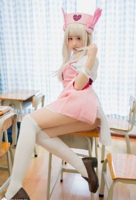 制服诱惑2_720电影全集观看