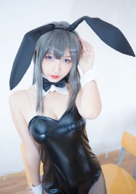丰满女邻居的嫩苞张开视频_超清电影完整版